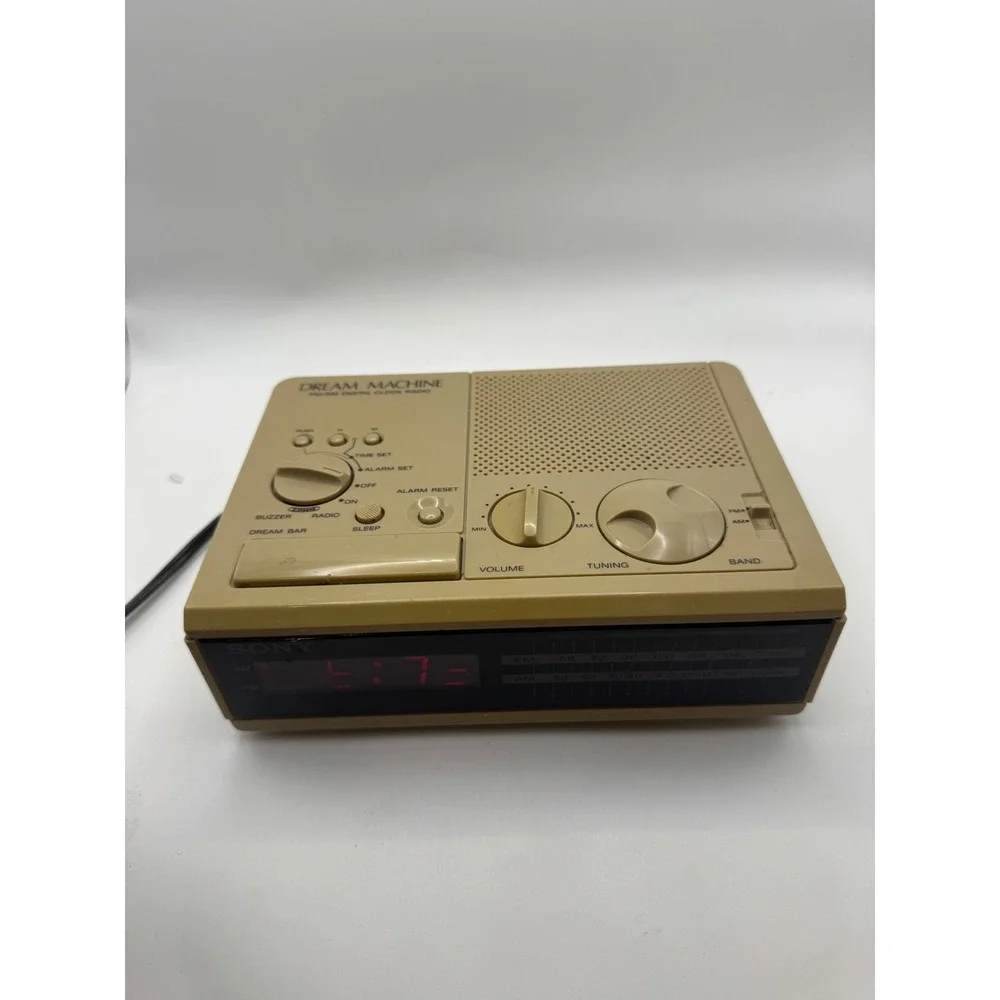 Sony Dream Machine ICF-C2W FM AM Digital Clock Radio Vintage Tan Bedside Alarm